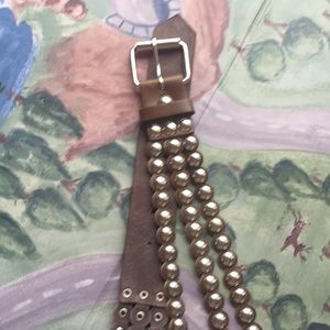 Brown belt with silver detail